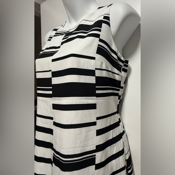 Vince Camuto Black and White Sheath Mini Dress - Picture 5 of 11